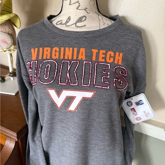 Virginia Tech Heather Gray Logo Relaxed Soft Sweatshirt NWT 60.00 - Picture 3 of 8